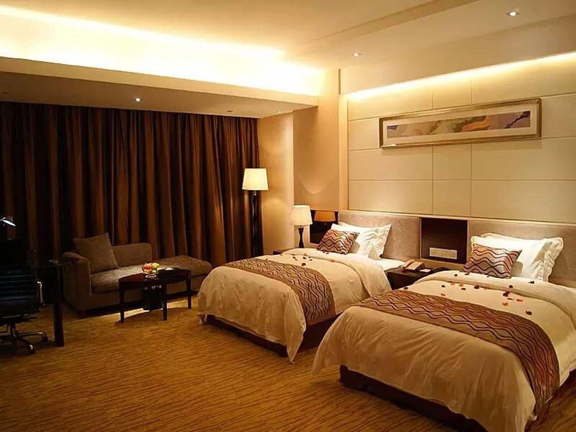 Omeiga Business Hotel อี้วู ภายนอก รูปภาพ