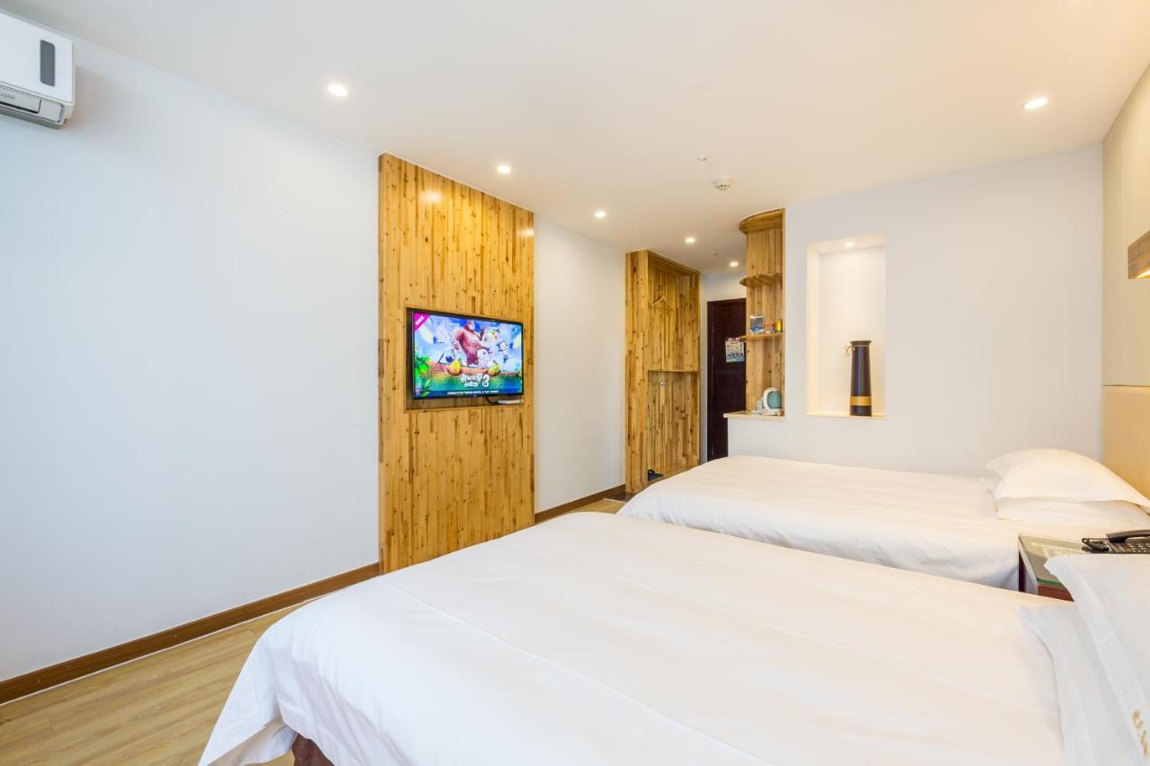 Omeiga Business Hotel อี้วู ภายนอก รูปภาพ